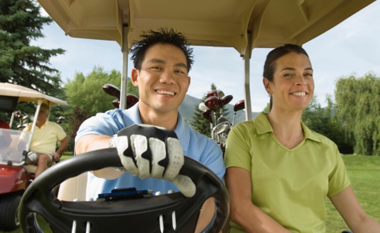 couple golfing after surgery