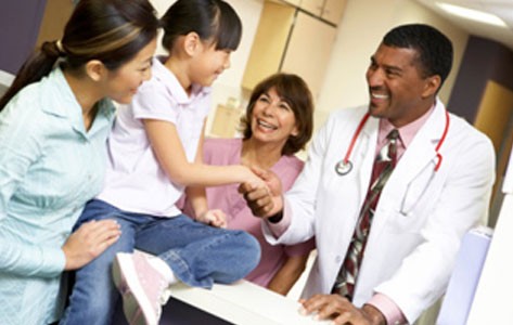 Family meets pediatrician