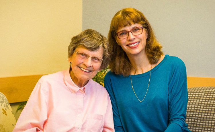 Nancy y su madre usan el centro de evaluación geriátrica de Atlantic Health.