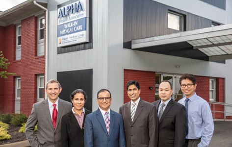 Group shot of Alpha Health Associates medical team